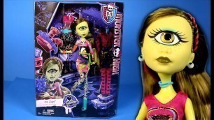 'New Monster High Dolls Collection 2015 - I Heart Fashion Iris Clops Exclusive Doll Opening Review'