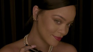 'TUTORIAL TUESDAY WITH RIHANNA: FULL FRONTAL MASCARA | FENTY BEAUTY'