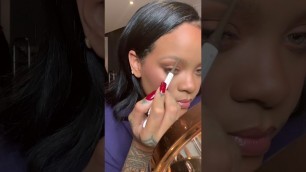 'TUTORIAL TUESDAYS WITH RIHANNA: BROW MVP'