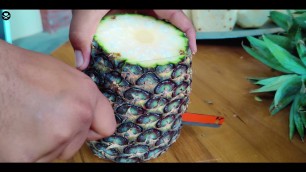 'PINEAPPLE JUICE | FRUIT CUTTING | HEALTHY DRINK | JUICE | VEG VILLAGE FOOD'