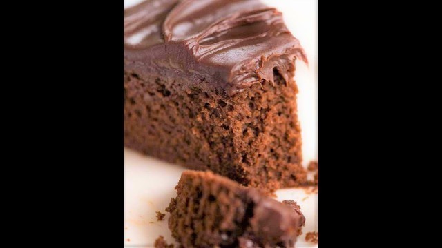 'How to make Chocolate Fudge Cake in Food Processor in lockdown'