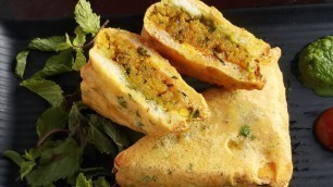 'ब्रेड पकौड़ा - Bread Pakora Recipe In Hindi - Aloo Bread Pakoda - Quick & Easy Snack Recipe'