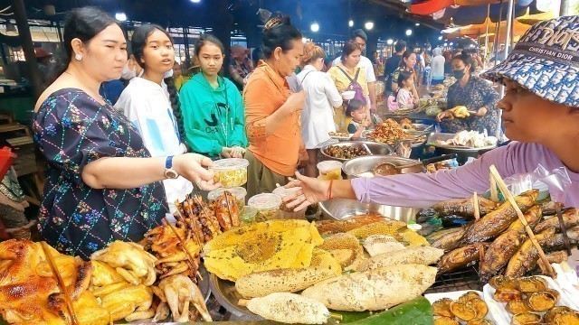 'Wow! Yummy Market Food - Honeycombs, Grilled Frogs, Fish, Snails & More'