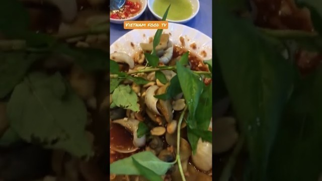 'VietNam Food TV | Fried fat snail with tamarind #shorts #food'