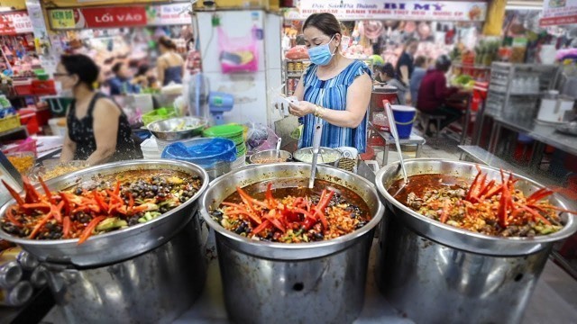 'MARKET FOOD TOUR | Da Nang Vietnam + Spicy Snails + Mắm Nêm + The BEST COCONUT CREAM EVER!!!'