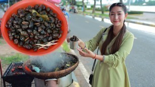 'Snail steaming spicy chili sauce and meat grilling - 5$ yummy street food - Cambodia street food'