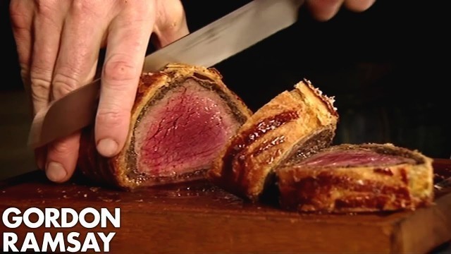 'CHRISTMAS RECIPE: Christmas Beef Wellington'