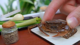 'Miniature Stir Fried Crab With Garlic Recipe | ASMR COOKING MINI FOOD'