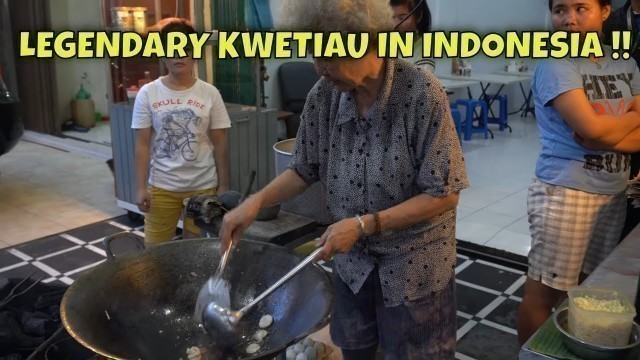 'Kwetiau Beras ONG Yiu Huat , Stir Fried Flat Noodles | Indonesian Street Food'