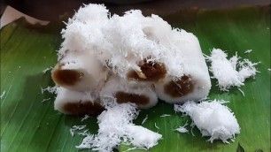 'KUE PUTU BAMBU - JAJANAN MALAM HARI - INDONESIAN STREET FOODS'