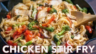 'Easy Dinner: Chicken Stir Fry with Rice Noodles - 30-minute Recipe'