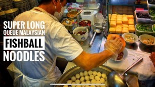 'SINGAPORE HAWKER FOOD - MALAYSIAN HUP KEE FISHBALL NOODLES'