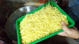 'BENGKEL PERUT !!! PERNAH KERJA DI RESTO SEKARANG JUALAN NASI GORENG - INDONESIAN STREET FOOD'