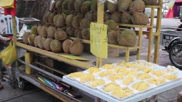 'Jalan Alor Night Market - Kuala Lumpur.'