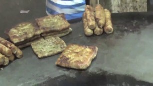 'Baida Roti || Bhindi Bazar/ Mumbai Street Food'