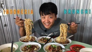 'EXTREMELY CHEWY NOODLES! Indonesian BRUNCH Street Food Tour in Jakarta Indonesia'