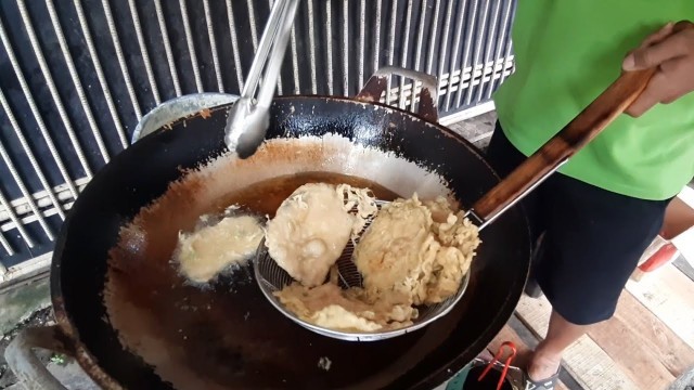 'TEMPE MENDOAN ASLI CILACAP BERCAHAYA !! INDONESIAN STREET FOOD'