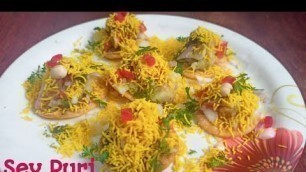 'Sev Puri |Mumbai Style Street Food | Sev Puri Chaat | #Shorts#ShortVideo'