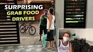 'SURPRISING GRAB FOOD DRIVERS BY GIVING MY ORDER & MONEY TIPS ❤ + Relief Goods ( Nagulat )'