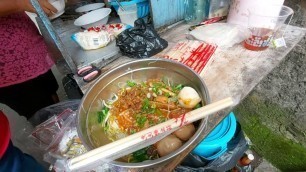 'DI GG SEMPIT ADA KULINER LEGENDARIS !! JUALAN INI SMP MEMBESARKAN 6 ANAKNYA - INDONESIAN STREET FOOD'