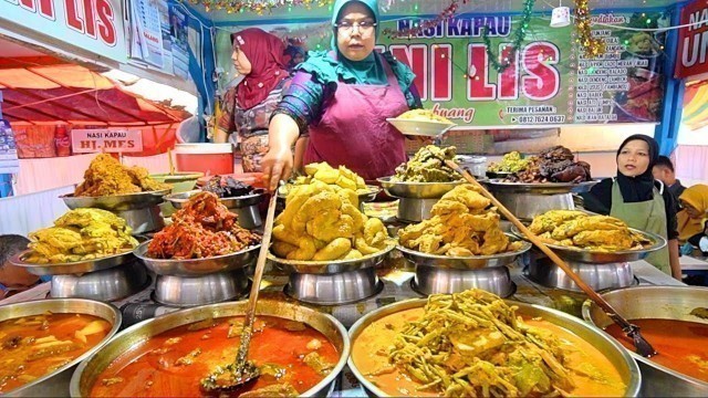 'INDONESIAN STREET FOOD - Bukittinggi\'s BEST Street Food Guide! CRAZY Minang Food in West Sumatra!'