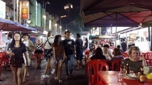 'Jalan Alor Night Market | Pub & Bistro'