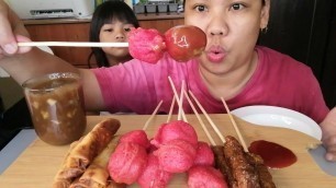 'Let\'s eat Filipino Street foods, pink kwek kwek, lumpiang shanghai and kikiam w/manong sauce/Mukbang'