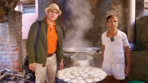 'Serving Delicious Wood Fire Idlis For 50 Years | Original KOTE IDLI KANAKAPURA| 4 Idlis Rs. 10 Only!'