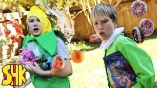 'Food Fight Challenge! SuperHeroKids Funny Family Videos Compilation'