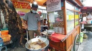 'SUBSCRIBERS NYURUH MELIPUT INI !! TERNYATA RASANYA DILUAR DUGAAN - INDONESIAN STREET FOOD'