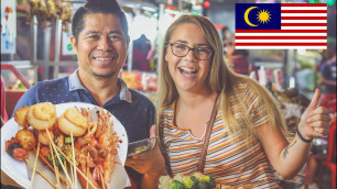 'STREET FOOD IN MALAYSIA! - Jalan Alor Night Market'