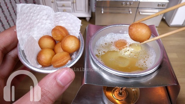 'Mini donut frying ASMR - miniature cooking real food'