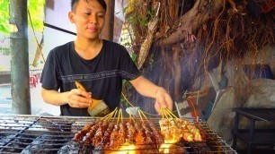 'Indonesian Street Food  - CRAZY HALAL Street Food in Little Indonesia!! BEST MARTABAK + RENDANG!'