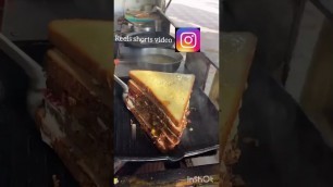 'sandwich #short #video #short #yummy #tasty #food #foodie #foodlover #good #wow #sandwich #chesse #h'