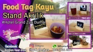 'Food Tag Kayu Stand Akrilik'