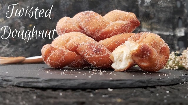 'Korean Twisted Doughnuts | Kkwabaegi |korean food'