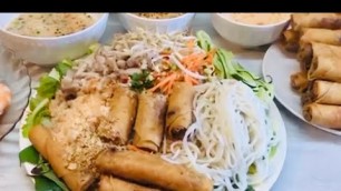 'Khmer food. how to make noodle(Ban Soong)recipe វិធីធ្វើ គុយទាវ បាញ់សុ៑ងឆ្ងាញ់ពិសេស(4k)'