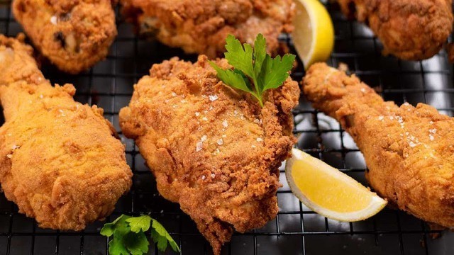 'Keto Spicy Chicken Recipe - Low Carb Deep Fried KFC Alternative (2g Carbs)'