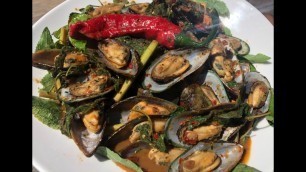 'Khmer food-Spicy Stir Fry Mussels'