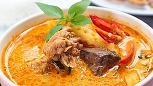 'Cambodian chicken curry​​ , ការីសាច់មាន់ , Khmer food , Khmer carry , Chicken Curry Recipe'