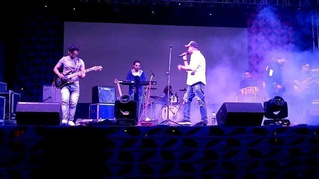 'Aankho K Sagar by DHUN-THE BAND @ \'HORN OK PLEASE\' FOOD TRUCK FEST, Delhi on 09/03/18'