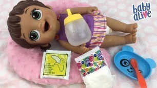 'Feeding Baby Alive Breakfast Time Baby Banana Doll Food'