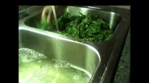 '{52} Soul Food: How To Cook Mustard Greens Tutorial Step By Step'