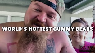 'COMEDIAN CATFISH COOLEY: WORLD\'S HOTTEST GUMMY BEARS - COMEDY WIFE FOOD'