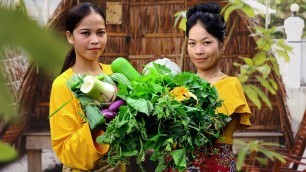 'របៀបធ្វើសម្លប្រហើរ - Cooking traditional Khmer food recipe'