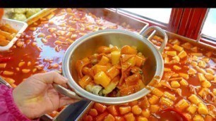 'A snack shop of great quality! Tteokbokki, Homemade fried, sundae [Korean Street Food]'