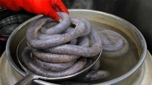 '수제 순대 만들기 / handmade blood sausage making process - soondae / korean street food'