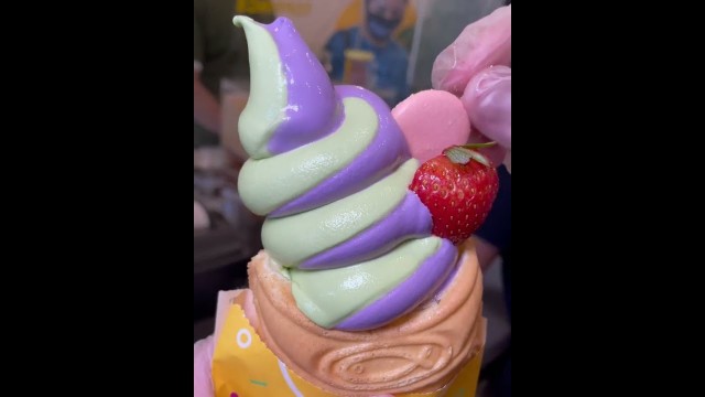 'Awesome Colourful Ice Cream Decoration Ideas || Ice Cream || Food Recipes || 5 Minute Crafts #shorts'