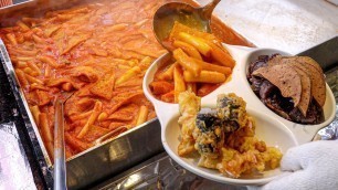 'Snack shop that Koreans love! Tteokbokki, Sundae, Fries [Korean Street Food]'