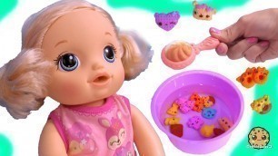 'Feeding Baby Alive Num Noms Magic Cereal Surprise Blind Bags - Toy Video'